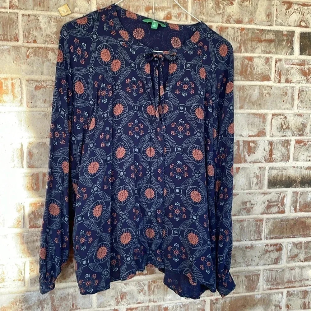 Dip Dark Blue Coral Floral Medallion Long Sleeved Blouse